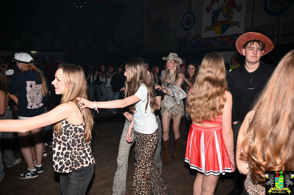 ../Images/Jeugd Opwarmbal 2026 158.jpg